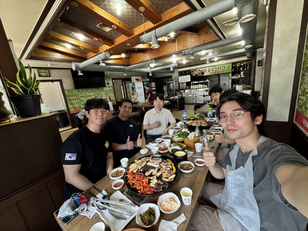 Lab dinner, 2026.06